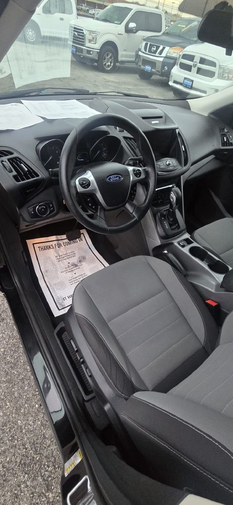 Ford Escape  2014