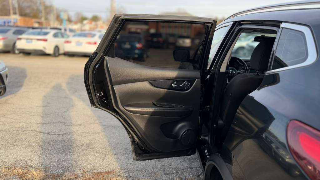 Nissan Rogue Sport  2017