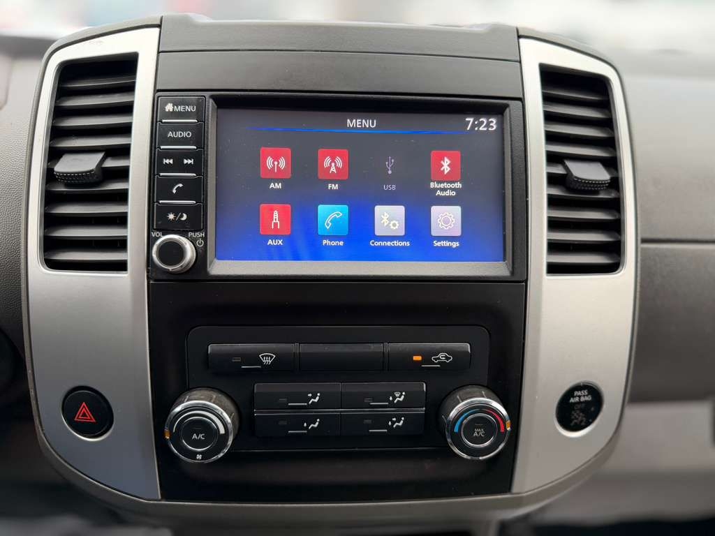 Nissan Frontier  2019