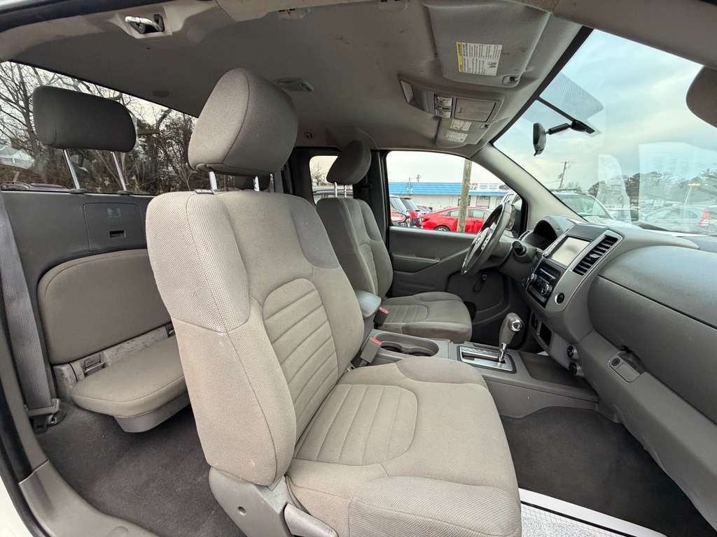 Nissan Frontier  2019