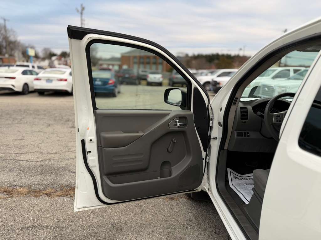 Nissan Frontier  2019