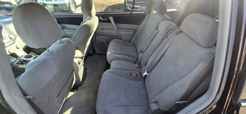 Toyota Highlander  2012