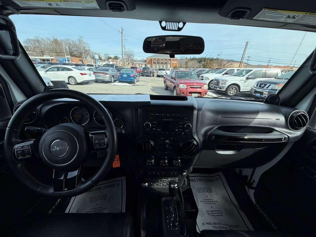 Jeep Wrangler Unlimited  2012