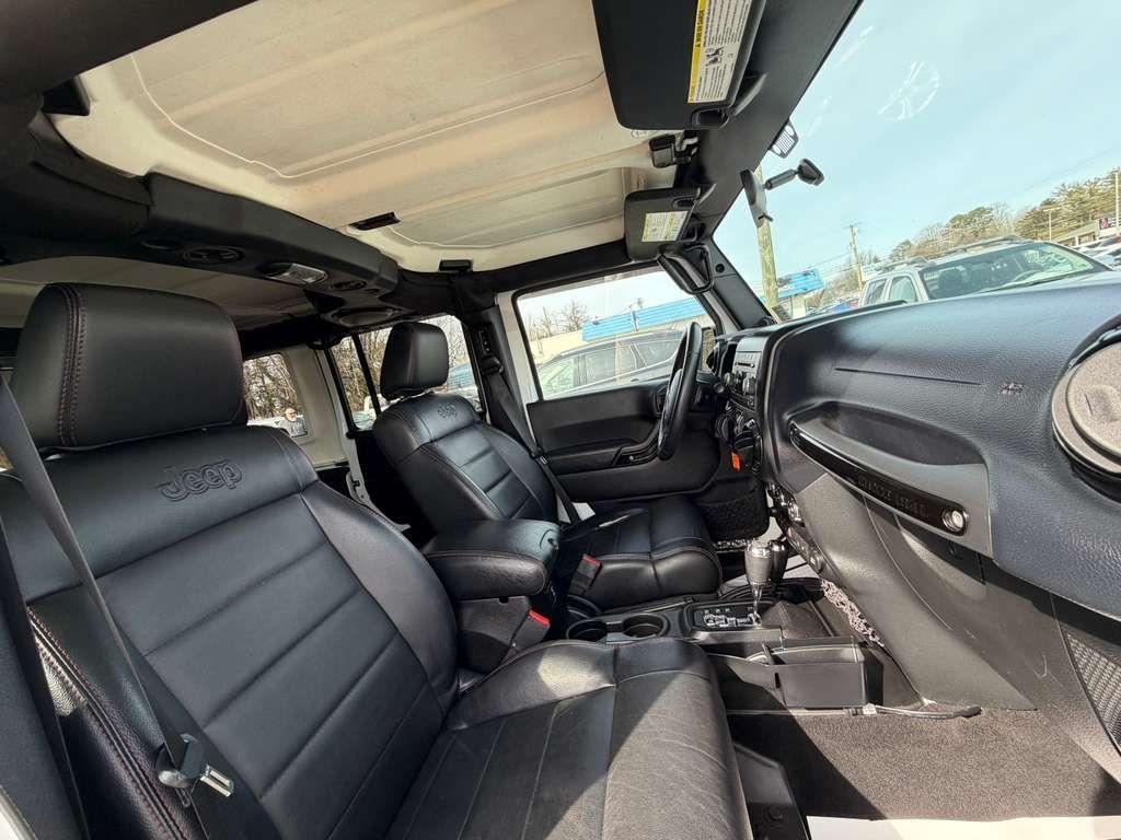 Jeep Wrangler Unlimited  2012