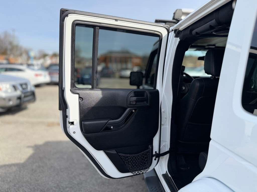 Jeep Wrangler Unlimited  2012