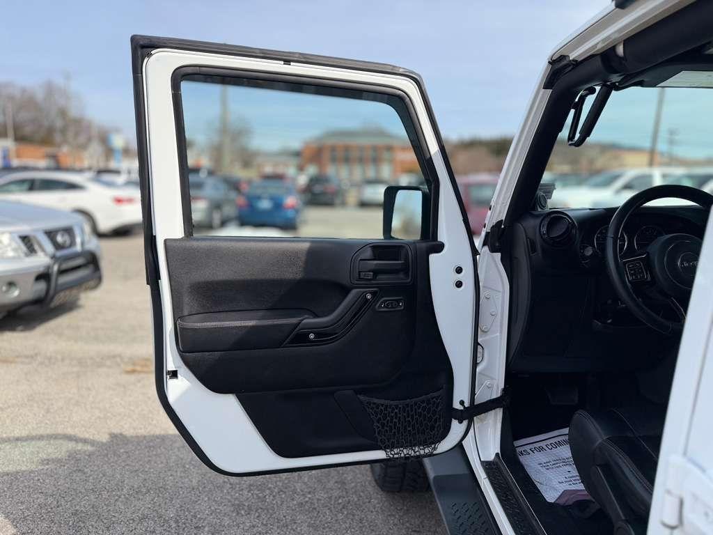 Jeep Wrangler Unlimited  2012