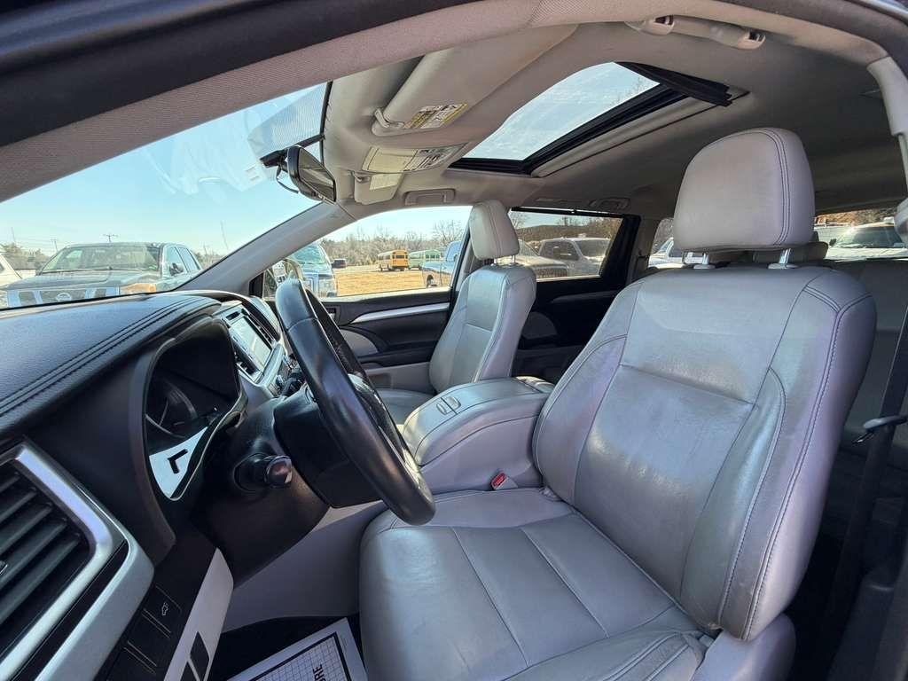 Toyota Highlander  2015