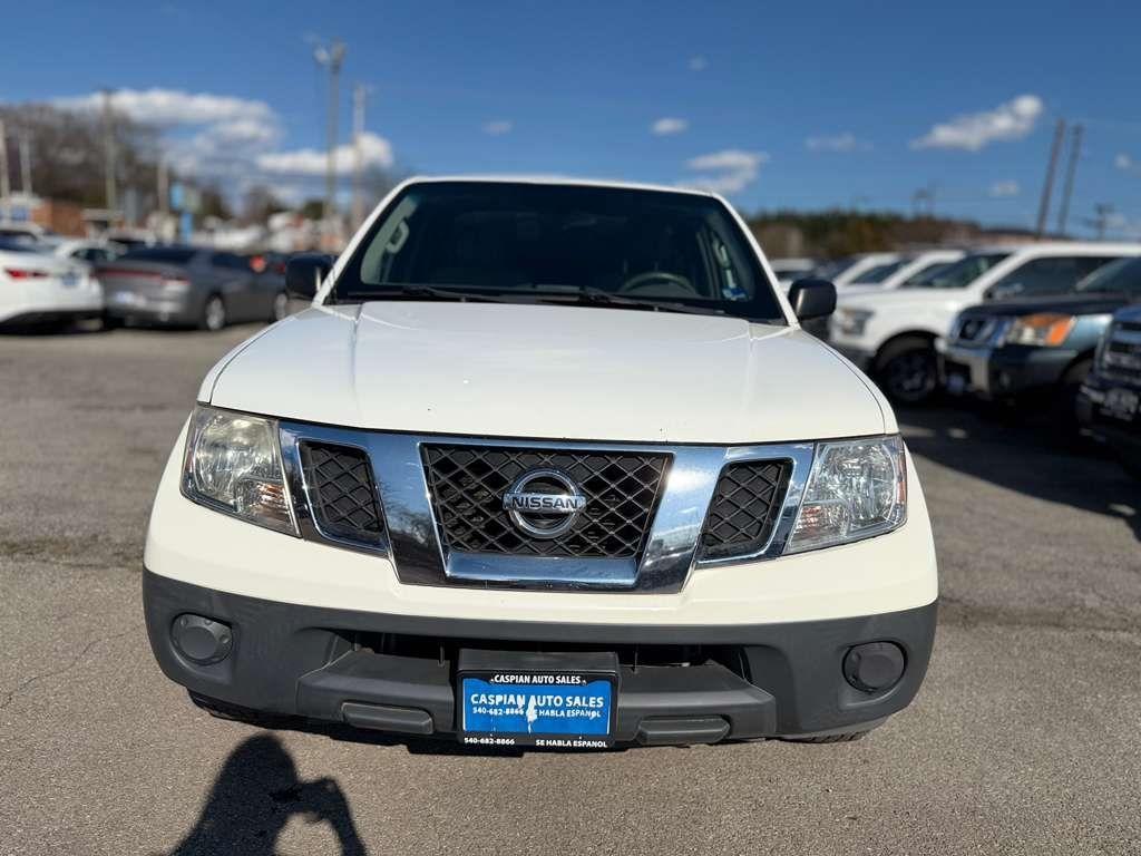 Nissan Frontier  2015