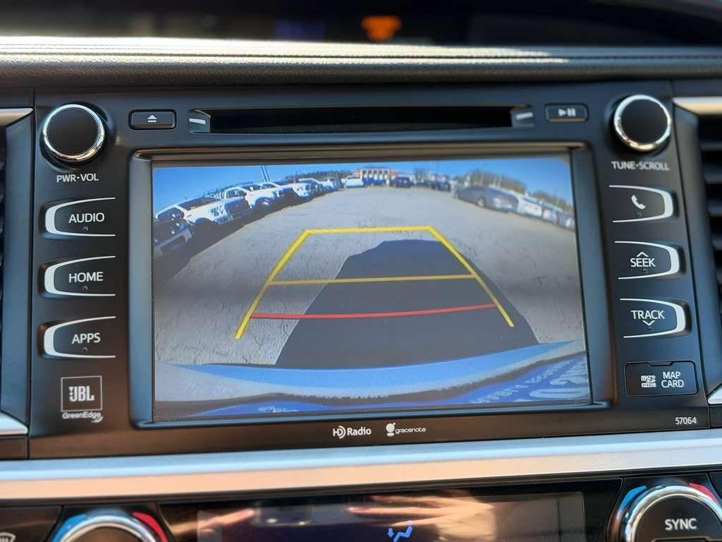 Toyota Highlander  2014