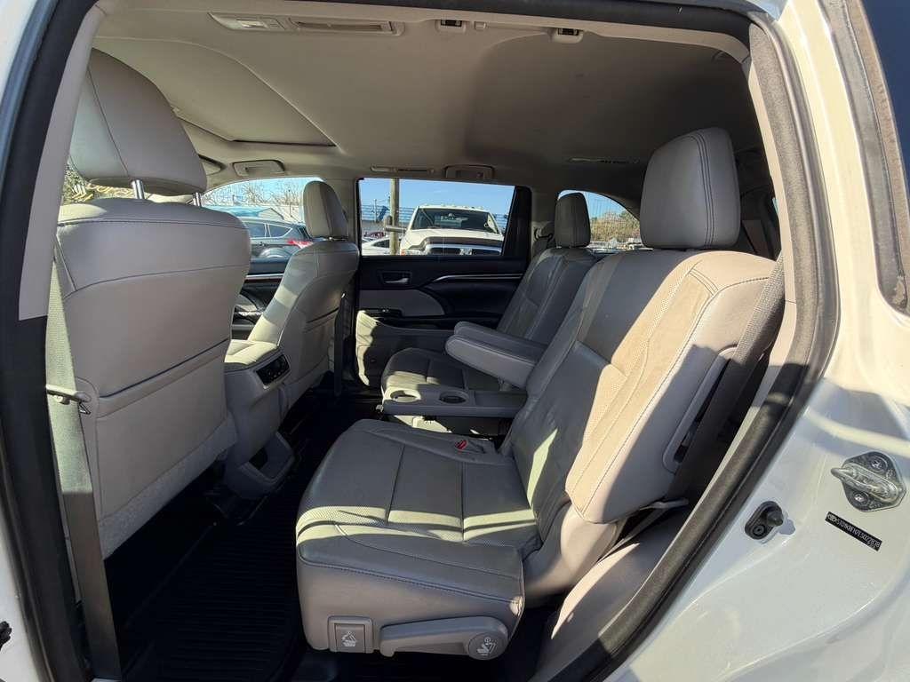 Toyota Highlander  2014