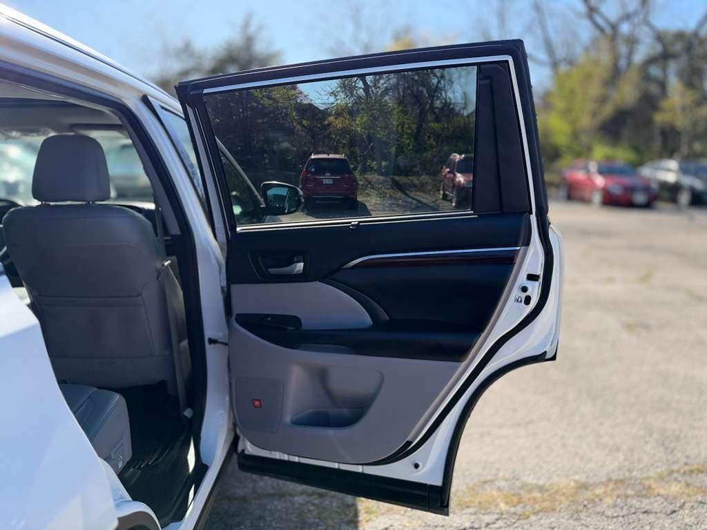 Toyota Highlander  2014