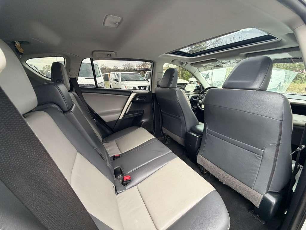 Toyota RAV4  2014