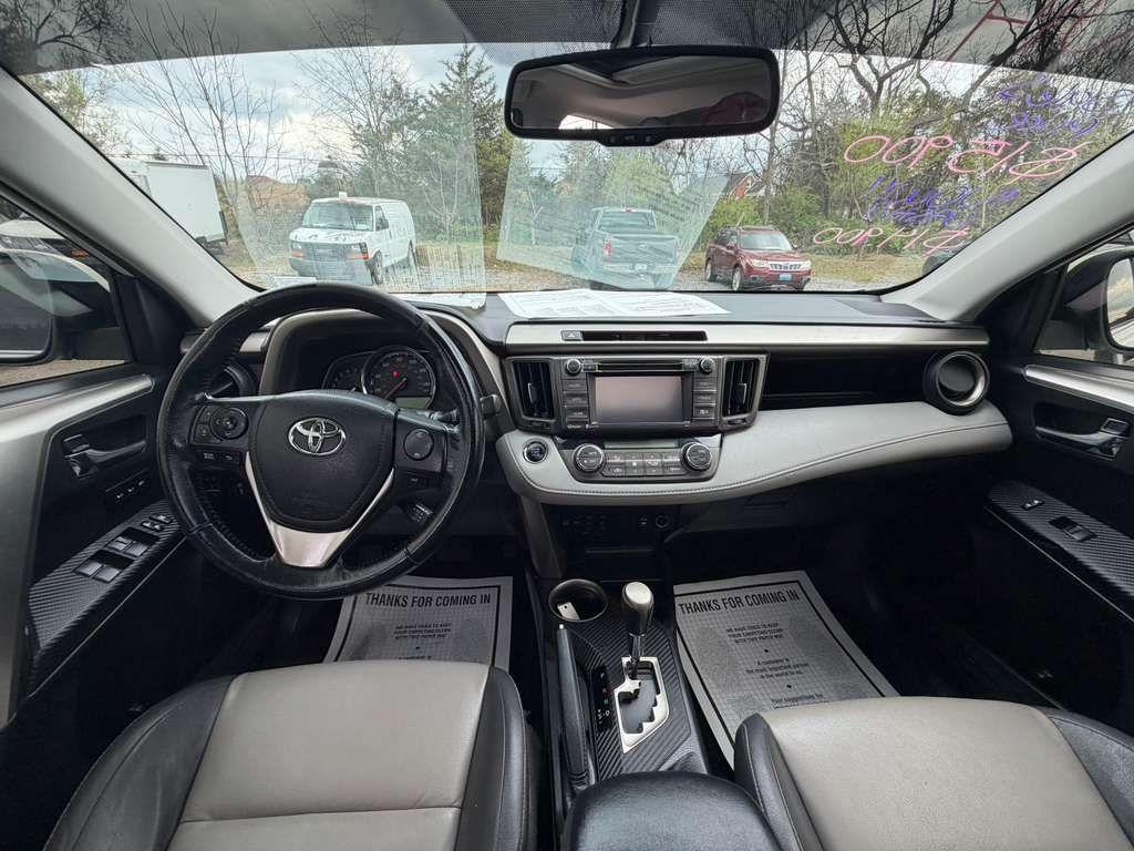 Toyota RAV4  2014