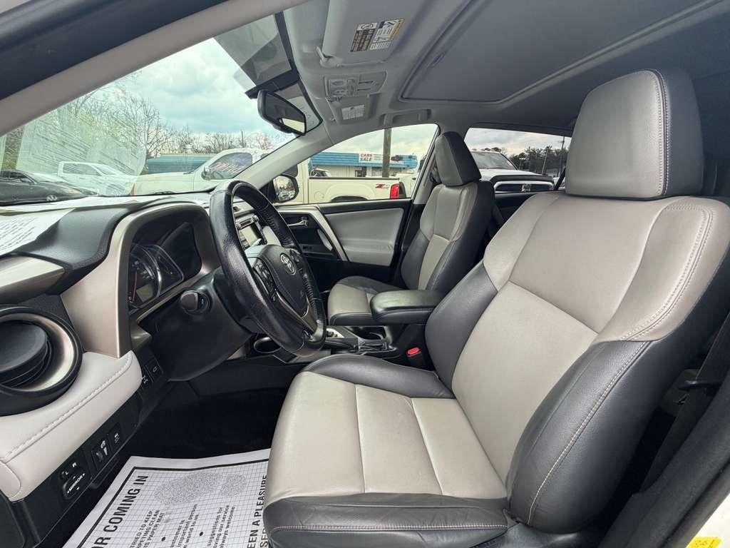 Toyota RAV4  2014