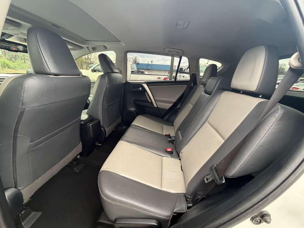 Toyota RAV4  2014
