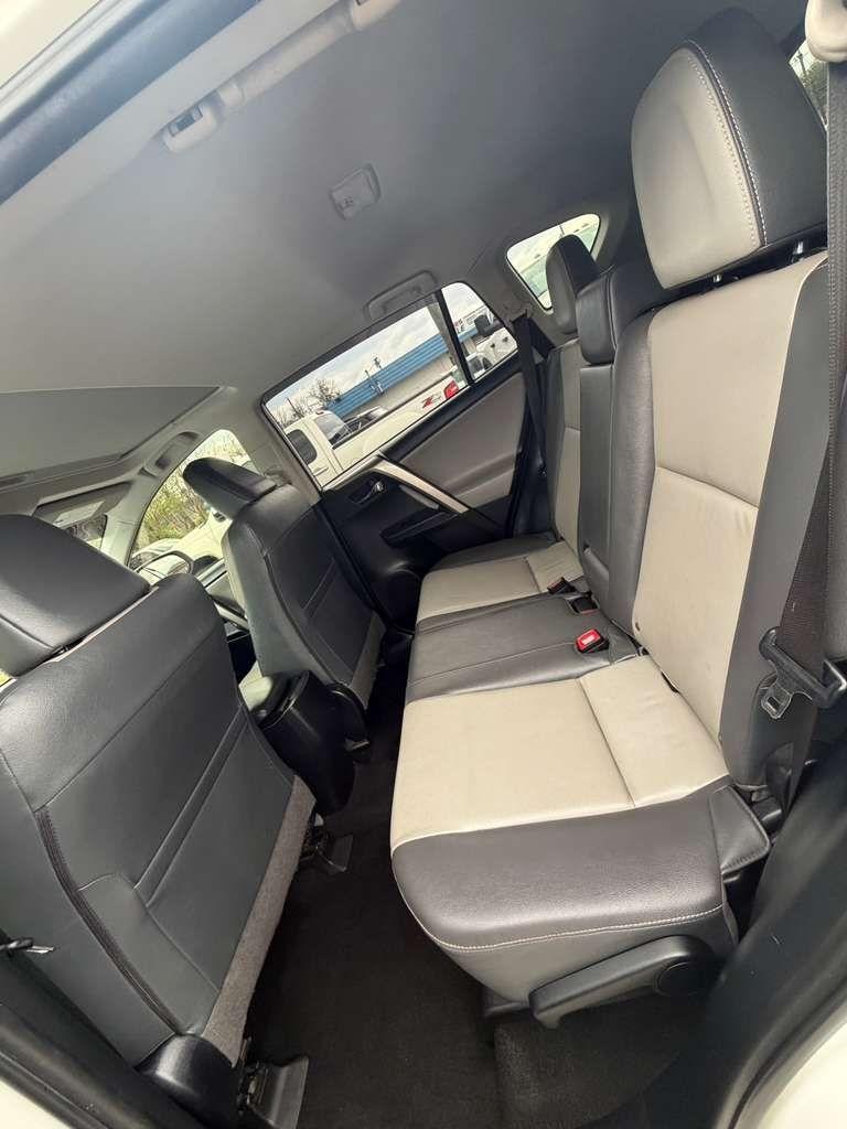 Toyota RAV4  2014