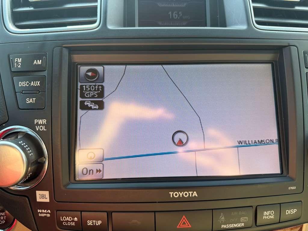 Toyota Highlander  2012