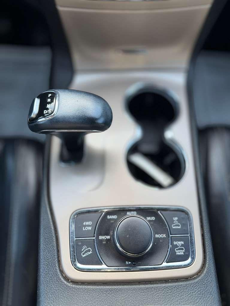 Jeep Grand Cherokee  2015