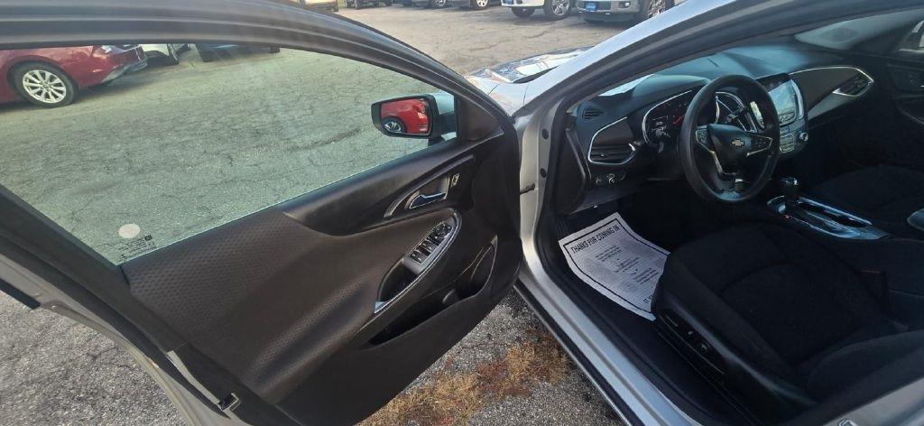 Chevrolet Malibu  2020