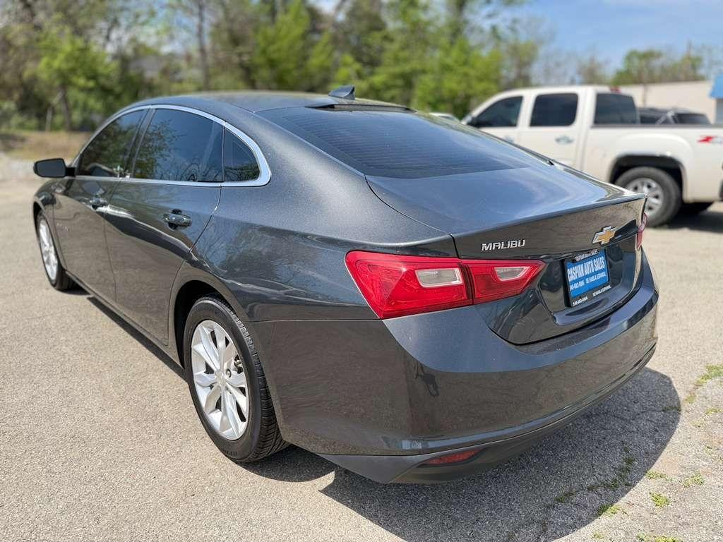 Chevrolet Malibu  2017