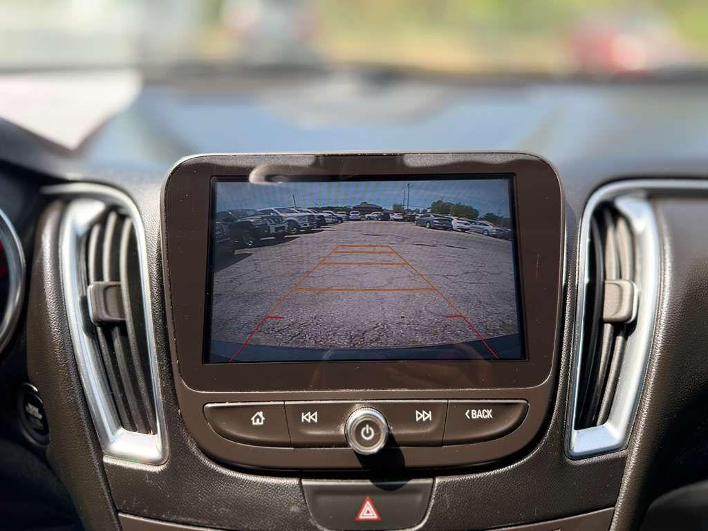 Chevrolet Malibu  2017