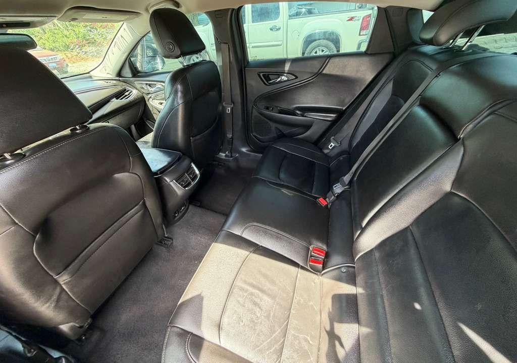 Chevrolet Malibu  2017