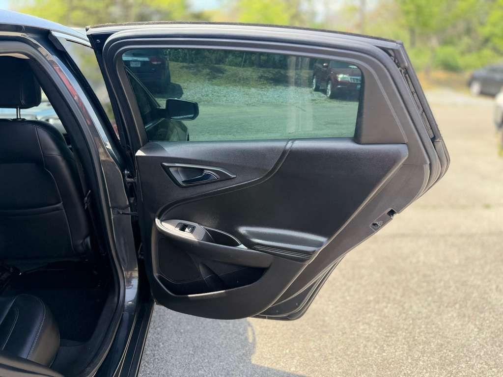 Chevrolet Malibu  2017