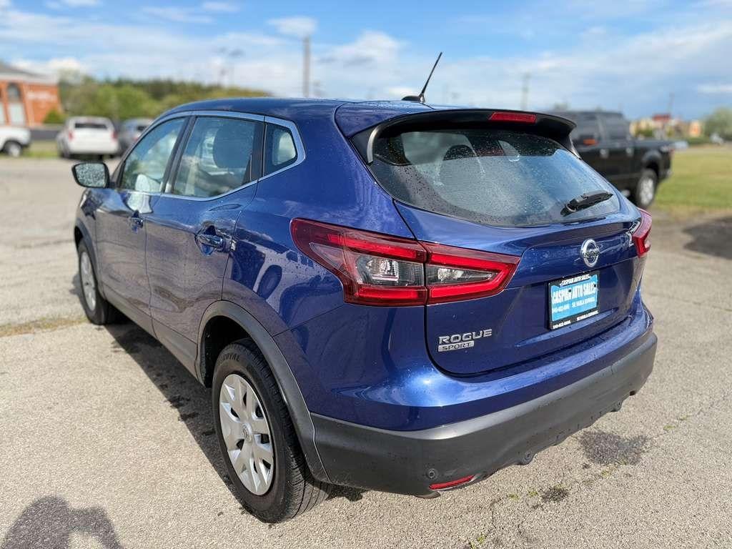 Nissan Rogue Sport  2020