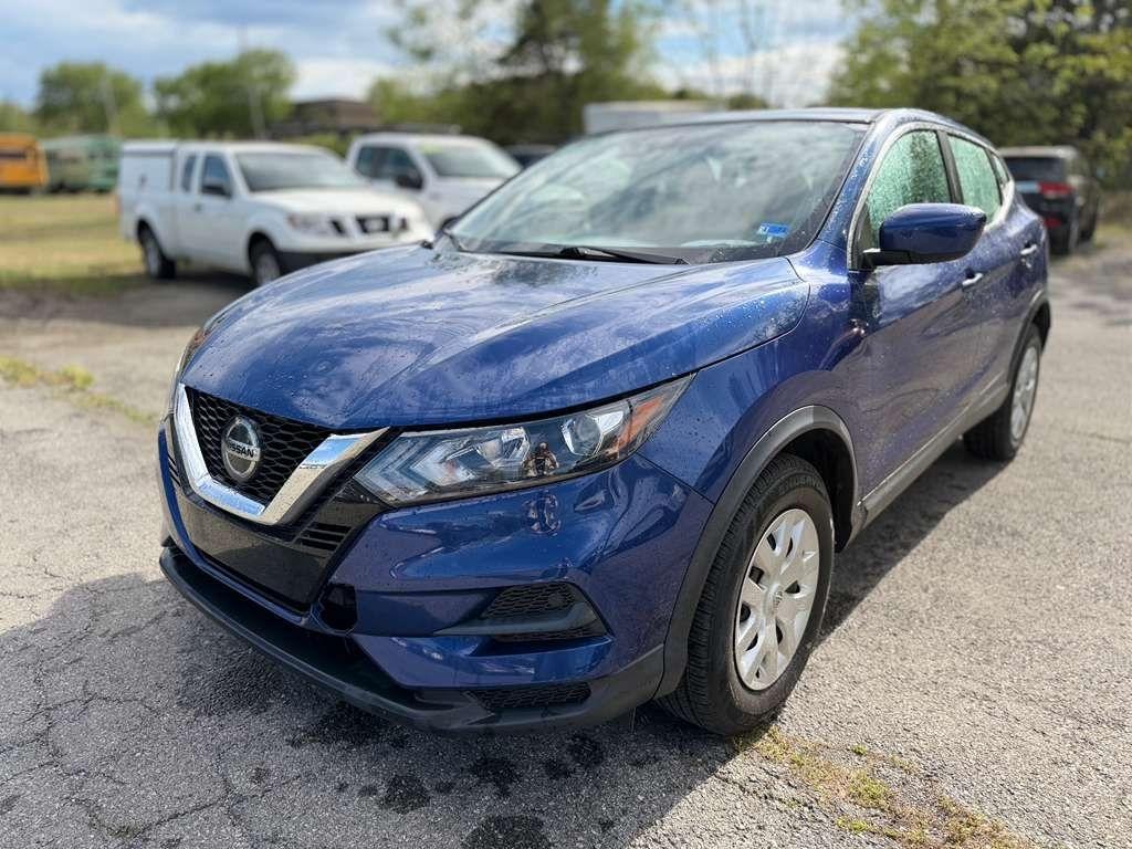 Nissan Rogue Sport  2020