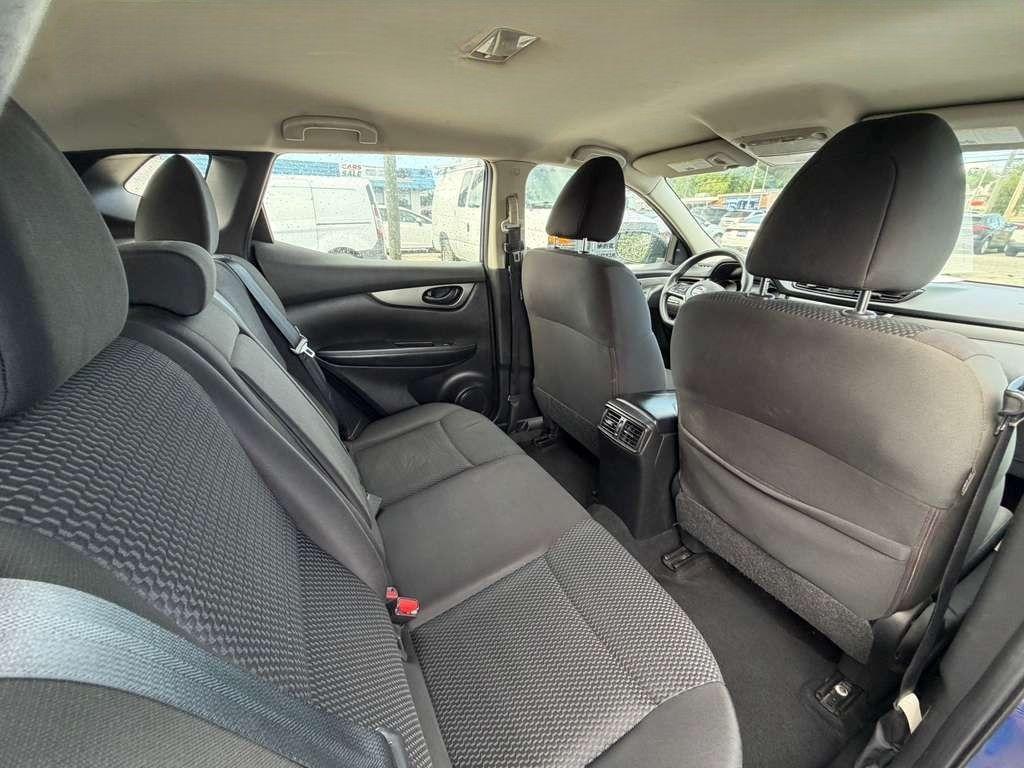 Nissan Rogue Sport  2020