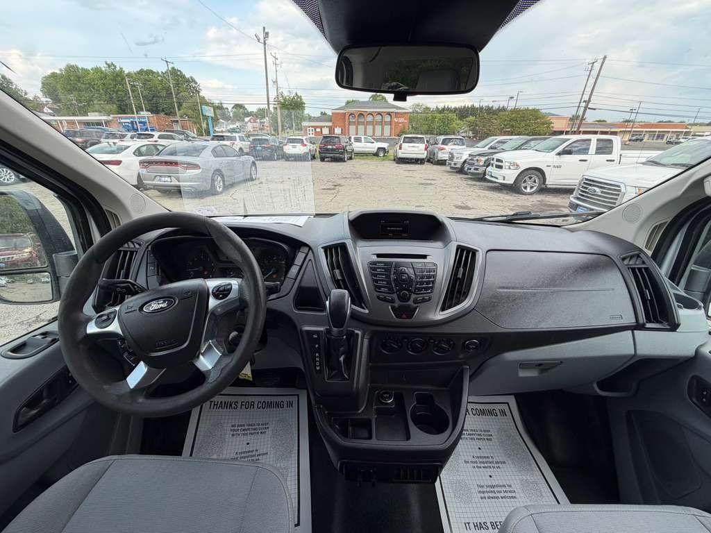 Ford Transit Passenger Wagon  2019