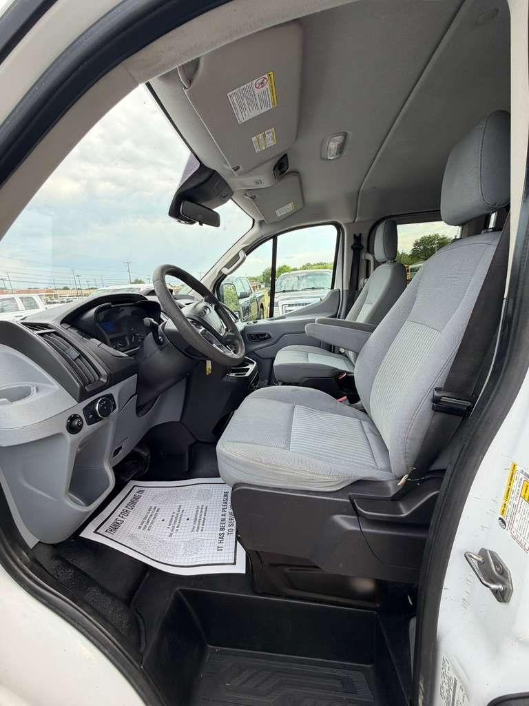 Ford Transit Passenger Wagon  2019