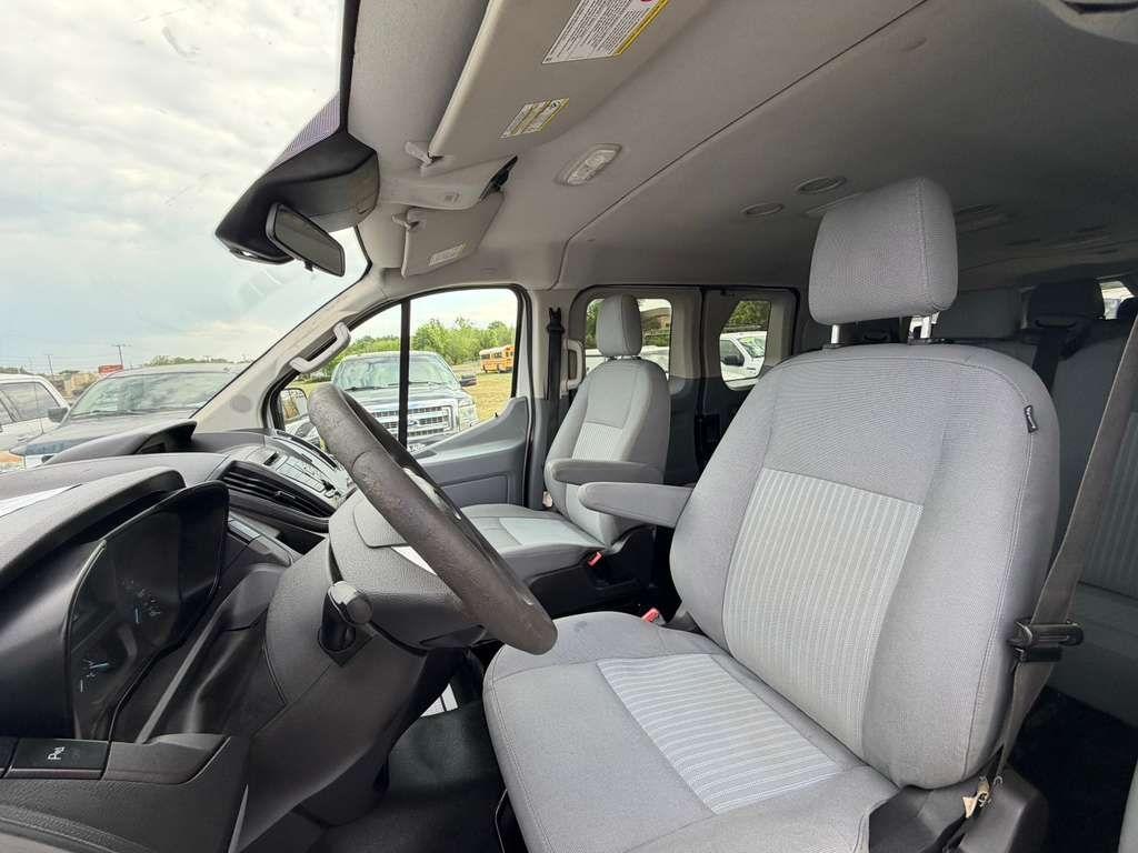 Ford Transit Passenger Wagon  2019