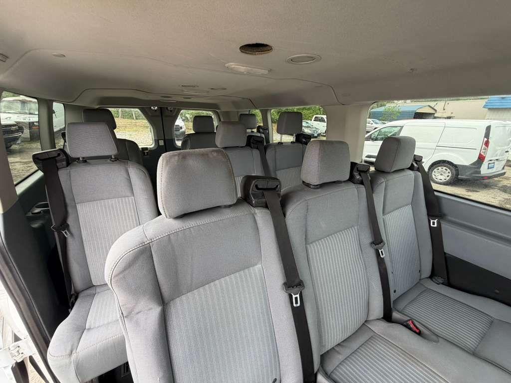 Ford Transit Passenger Wagon  2019