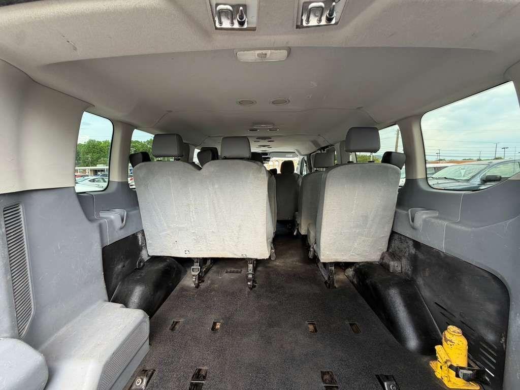 Ford Transit Passenger Wagon  2019