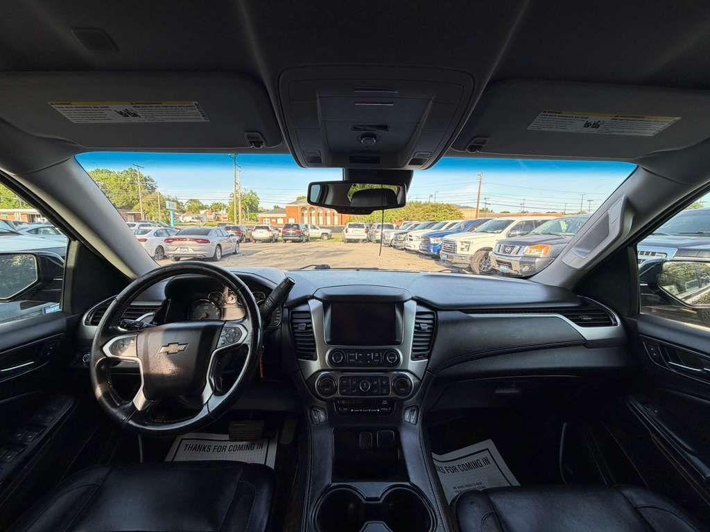 Chevrolet Suburban  2019