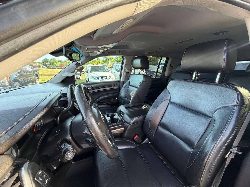 Chevrolet Suburban  2019