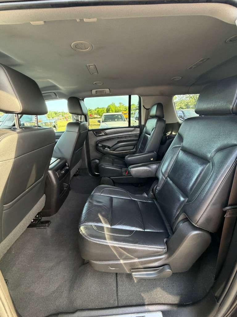 Chevrolet Suburban  2019