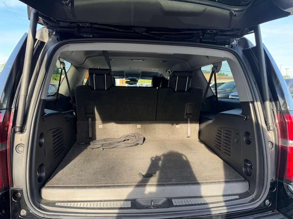 Chevrolet Suburban  2019