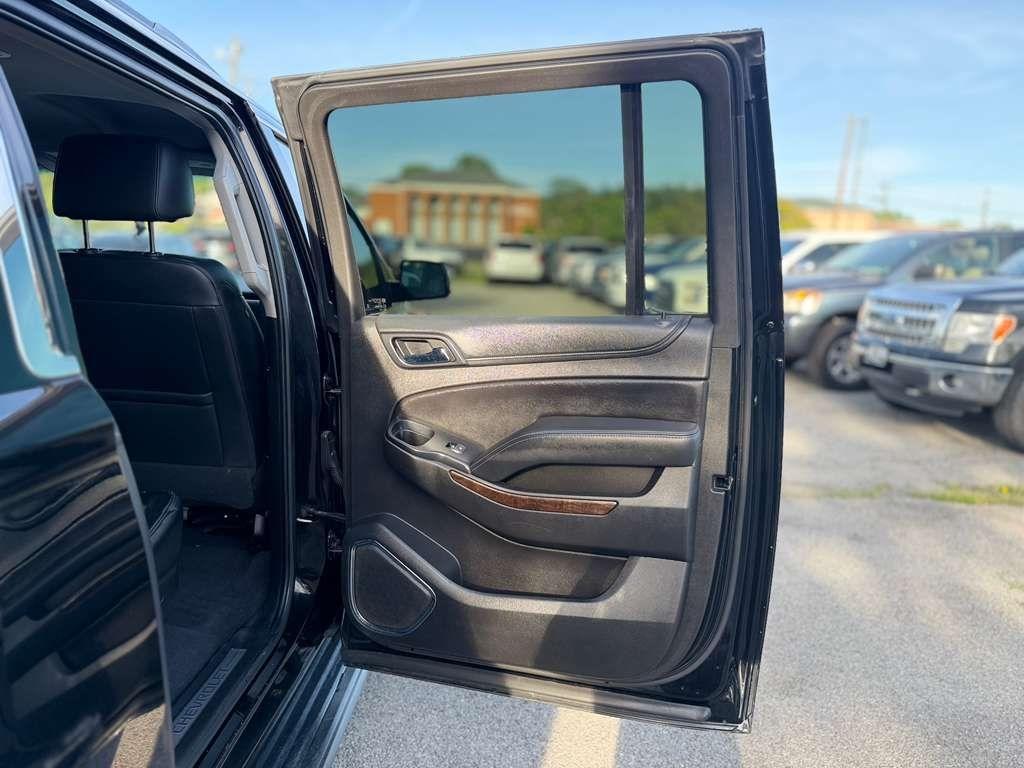 Chevrolet Suburban  2019