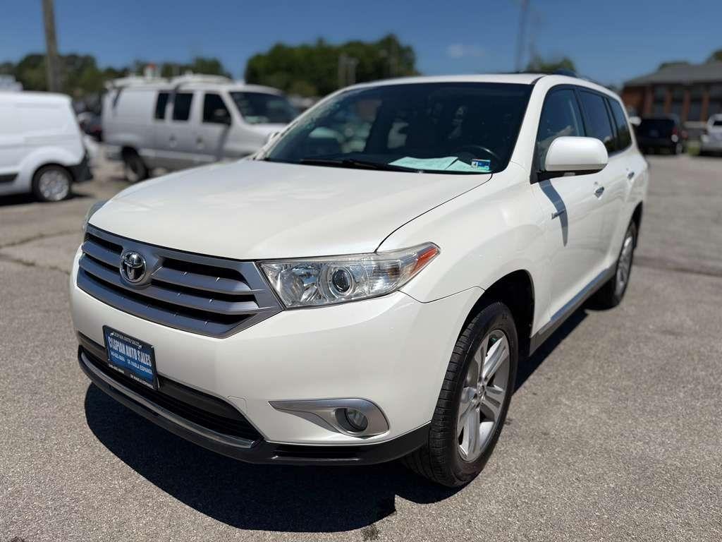 Toyota Highlander  2013
