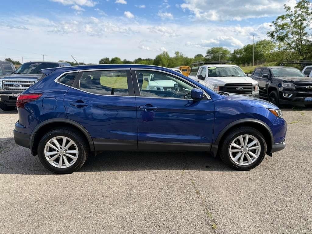 Nissan Rogue Sport  2017