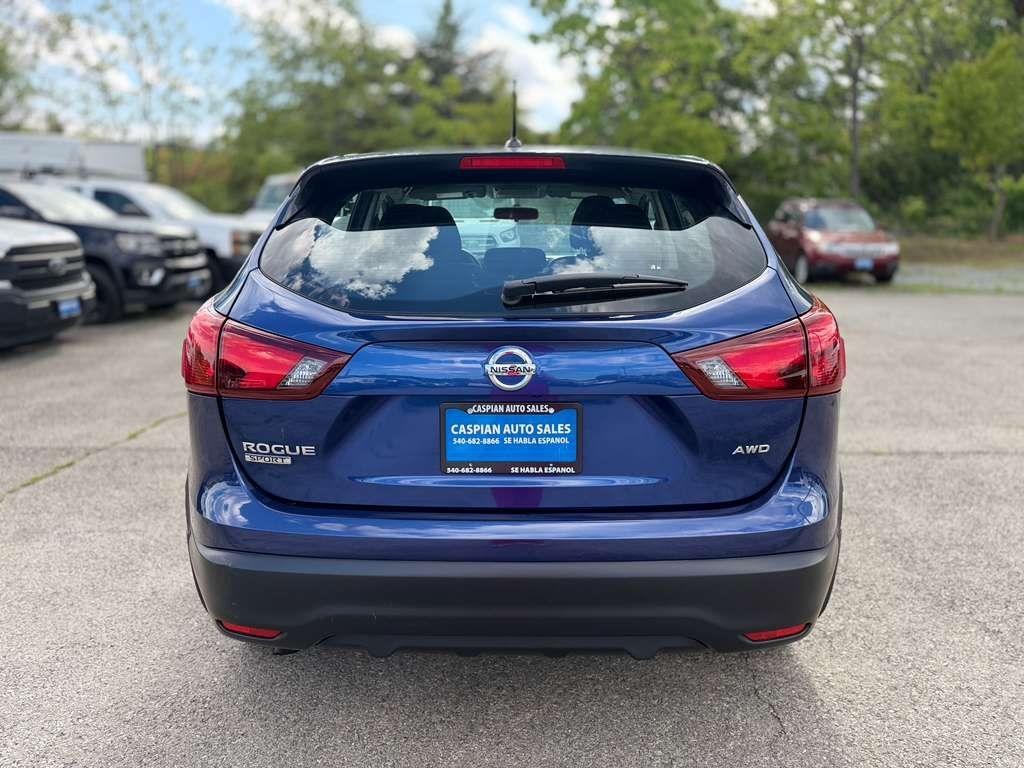 Nissan Rogue Sport  2017