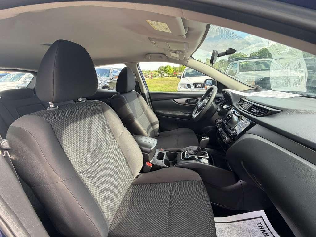 Nissan Rogue Sport  2017
