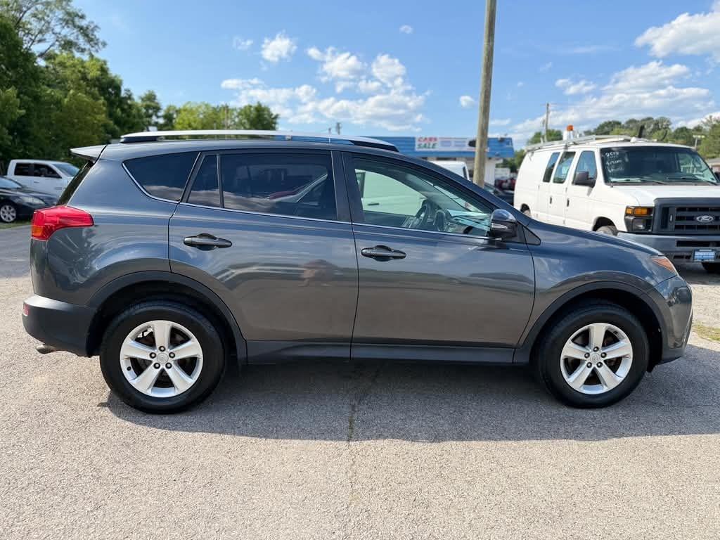 Toyota RAV4  2013
