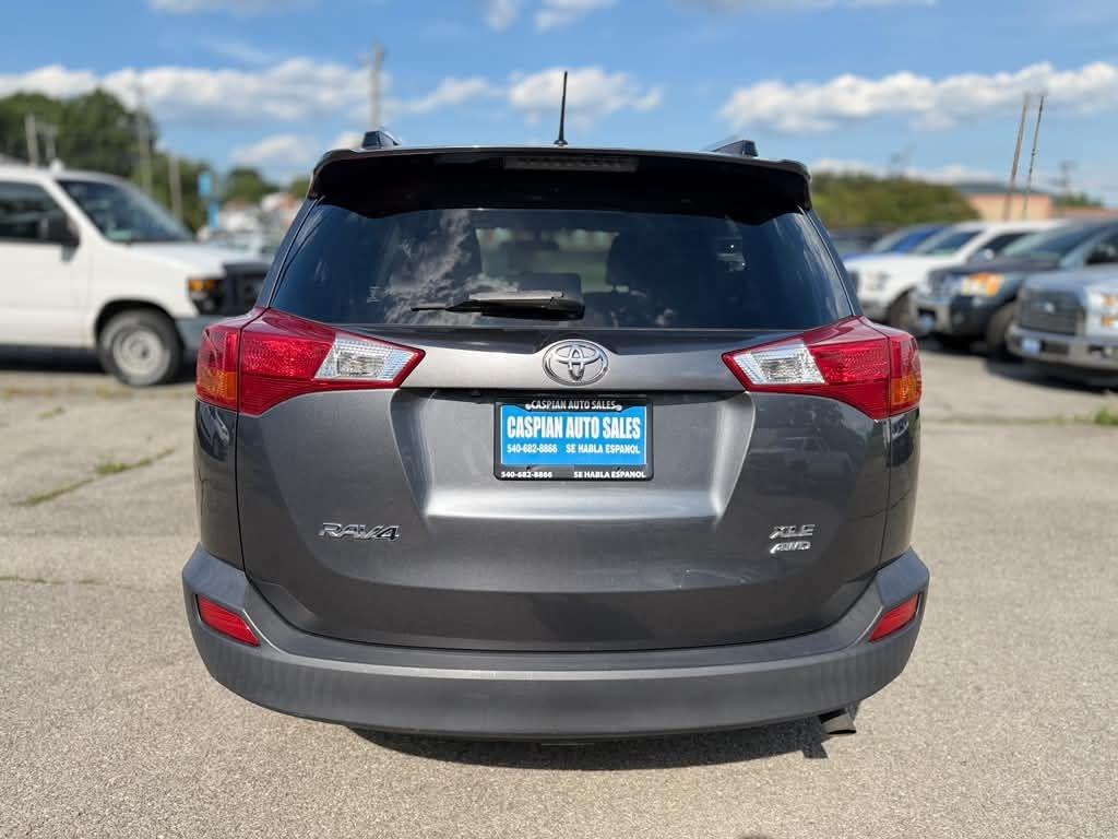 Toyota RAV4  2013