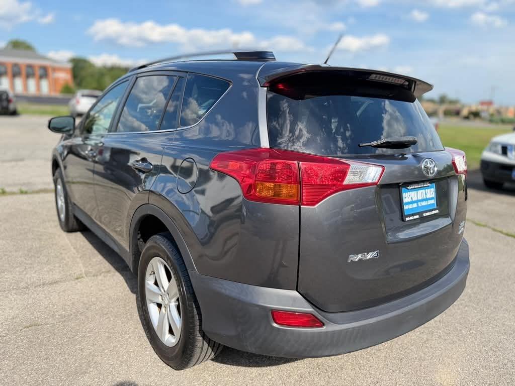 Toyota RAV4  2013
