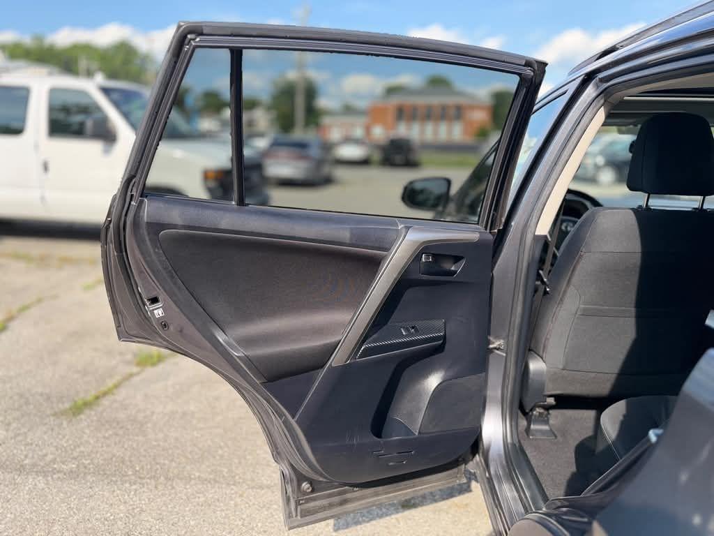 Toyota RAV4  2013