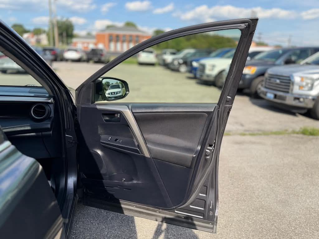 Toyota RAV4  2013