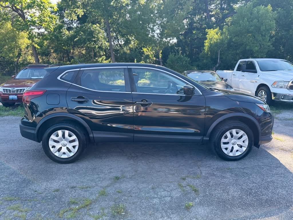 Nissan Rogue Sport  2018